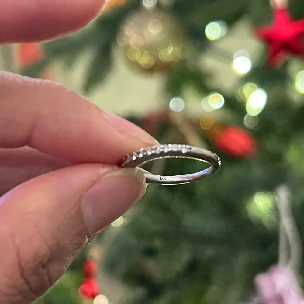 14k White Gold Diamond Band Ring - Picture 8 of 10